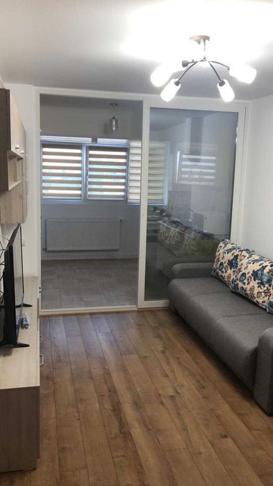 Proprietar apartament 2 camere decomandat - Bloc Nou