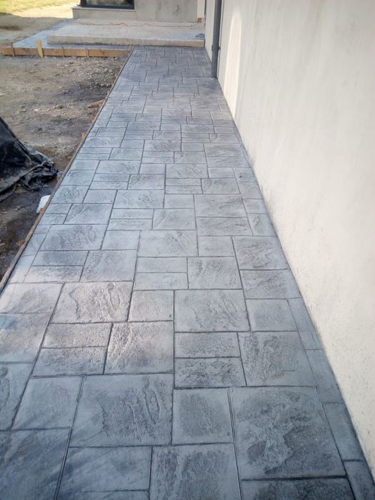 Beton amprentat, elicopterizat pavaj pavele ,casa gradina amenajări gard fundatie bordura construcții