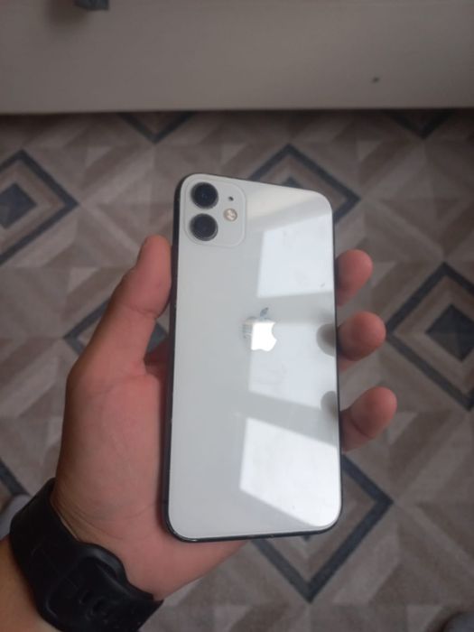 iPhone 11  128 срочно
