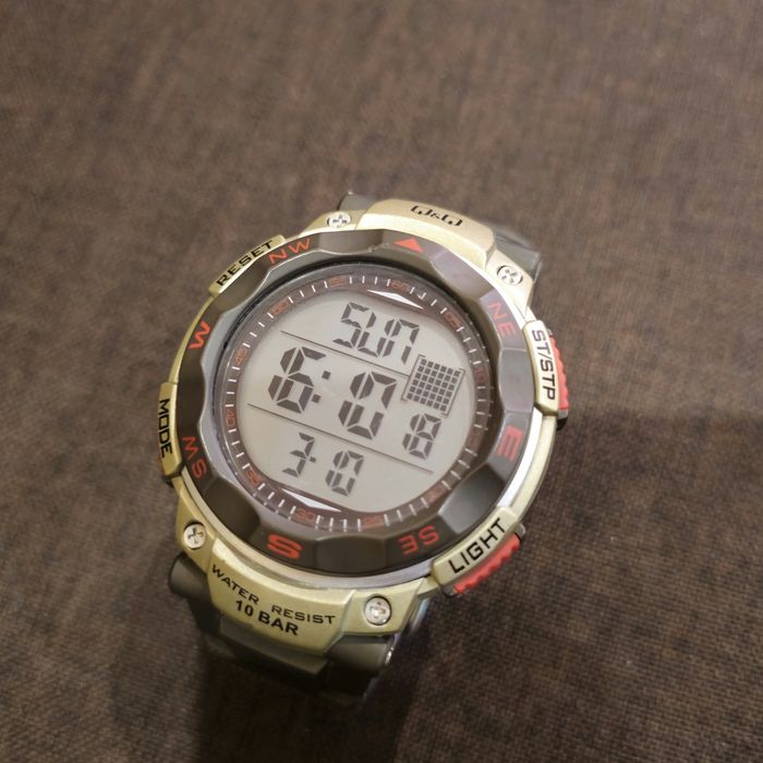 Ceas sport Q&Q barbati