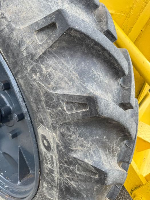 Ifron 204d Încărcător frontal