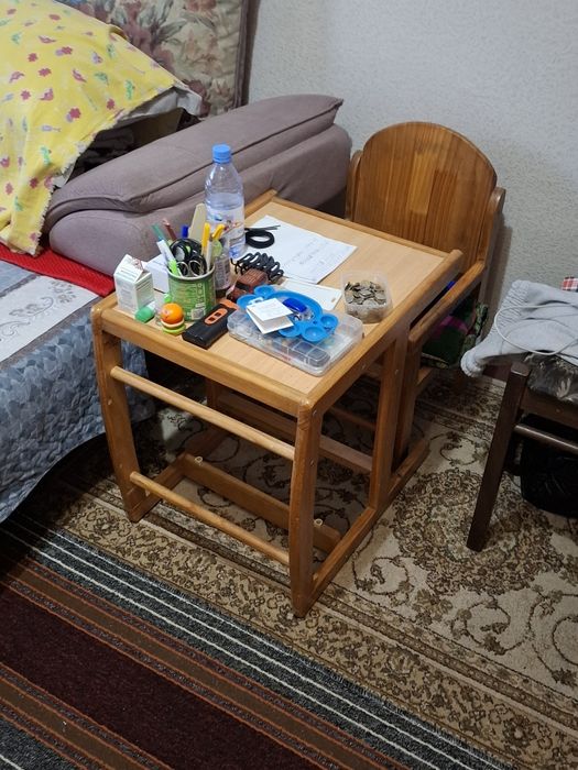 Продам детский стол