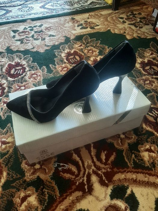 Turetskiy Oyoq kiyimlar