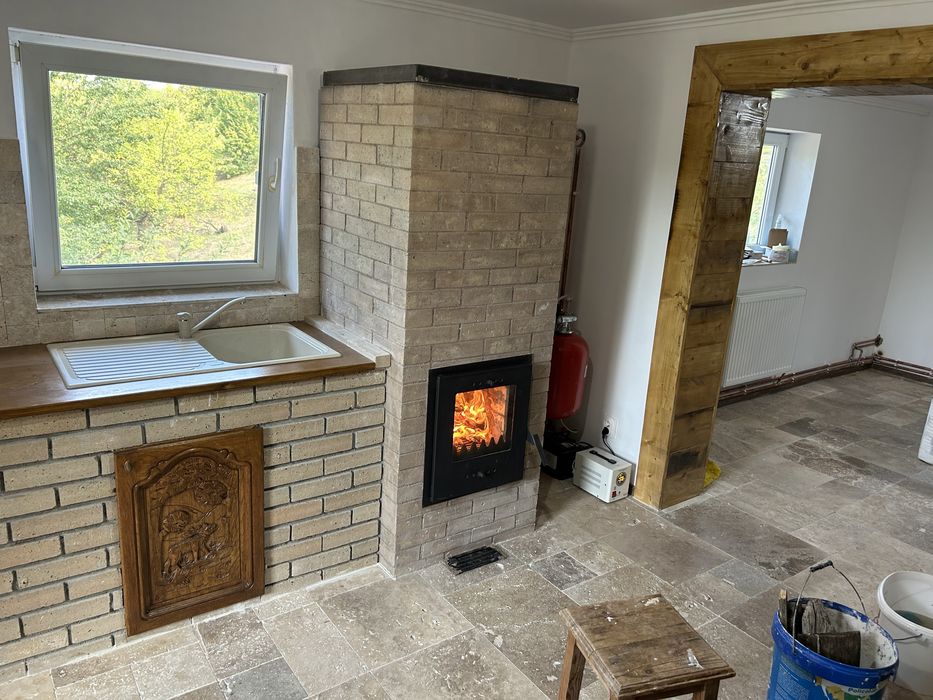 Centrală,termoșemineu din cărămidă