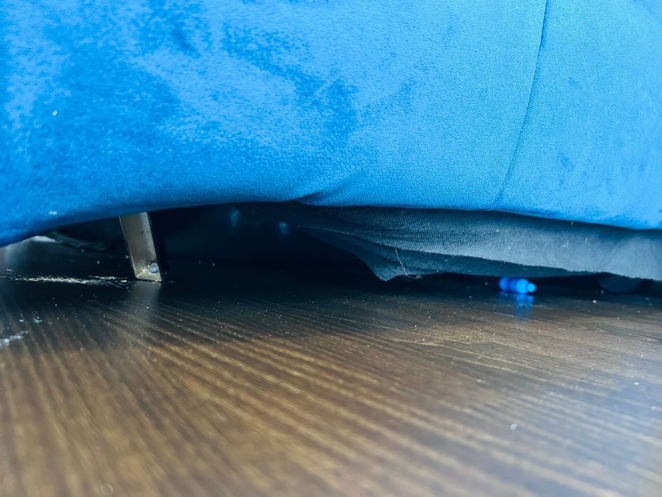 Vând canapea confortabilă cu ladă de depozitare si sezut - 280x180 cm