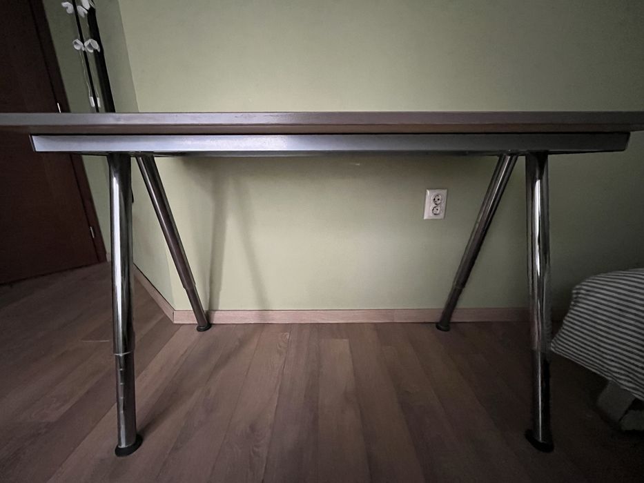 бюро ИКЕА - 120/60см