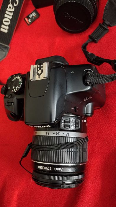 Canon Rebel XSi EOS 450D с обективи и аксесоари
