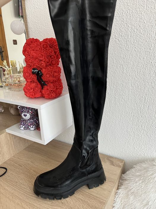 Високи и топли ботуши