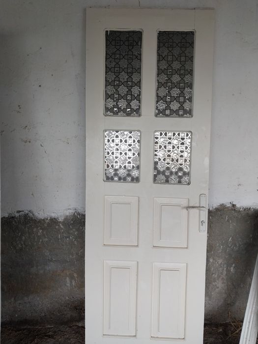 Дверь комнаты для дома