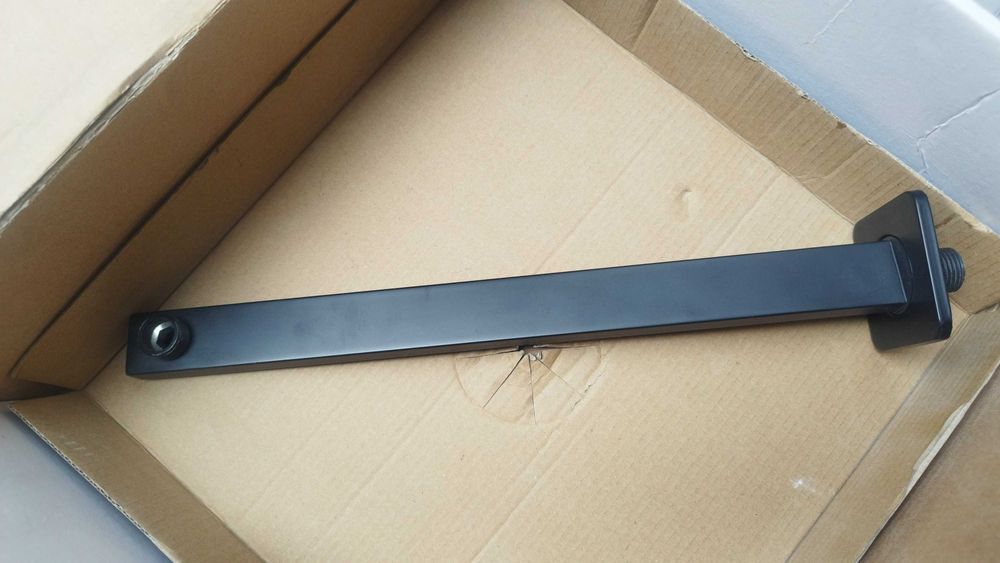 Стенно рамо за душ пита ново огледален инокс или  черен мат