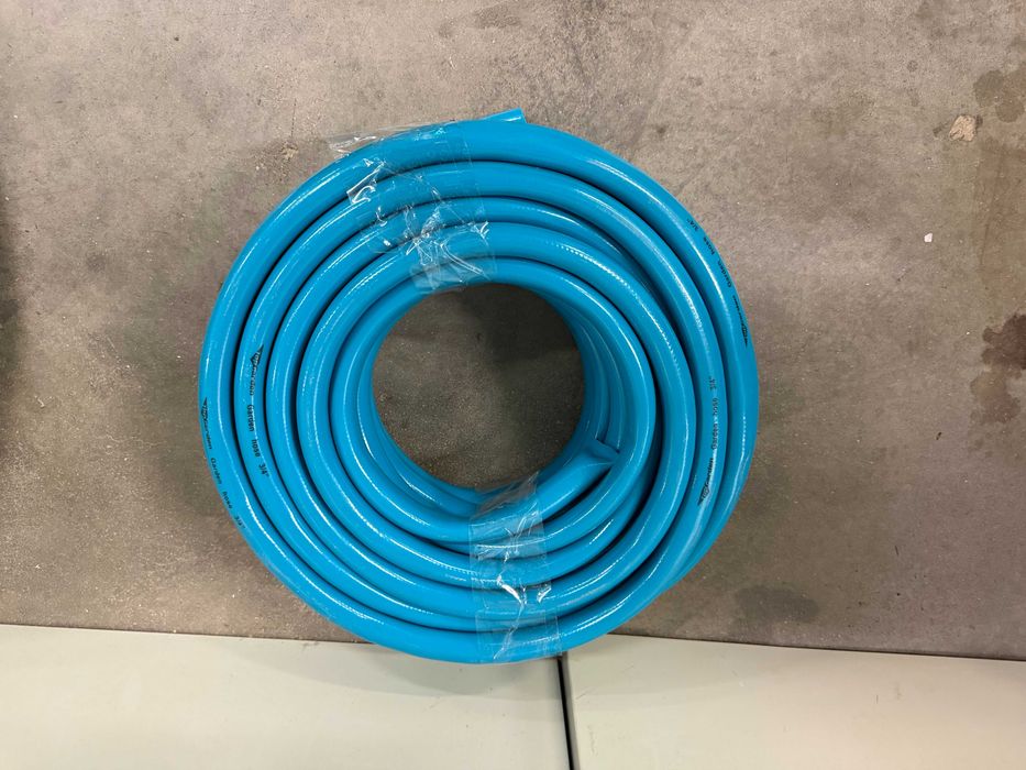 Маркуч градински трислоен 3/4" 20m /Маркуч градински SUPERFLEX 3/4", 20m, 3.3mm/	Косачка бензинова