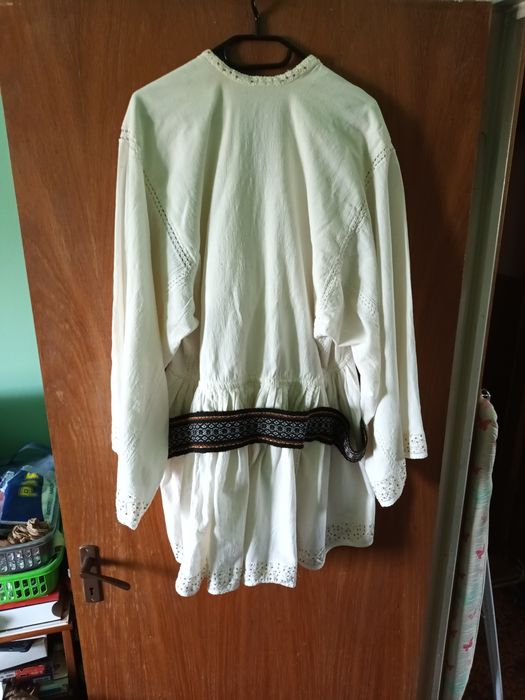 Bluza populară, bărbătească