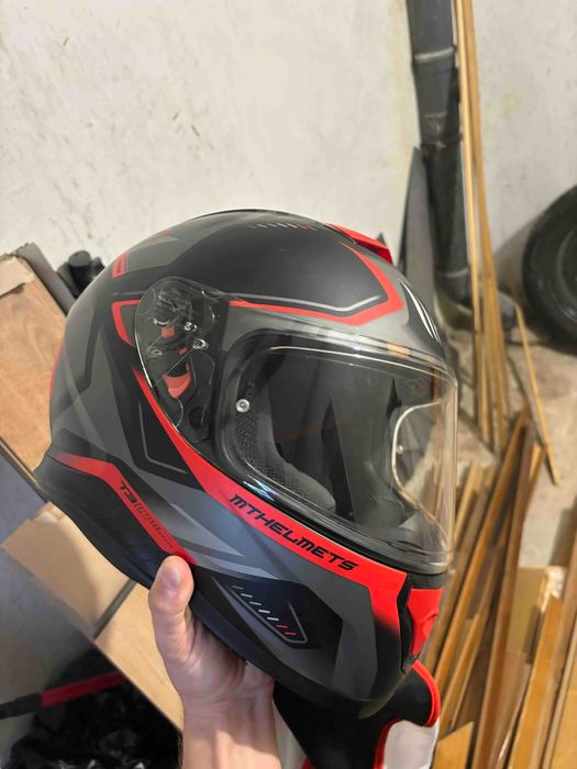 Каска MT Thunder 3