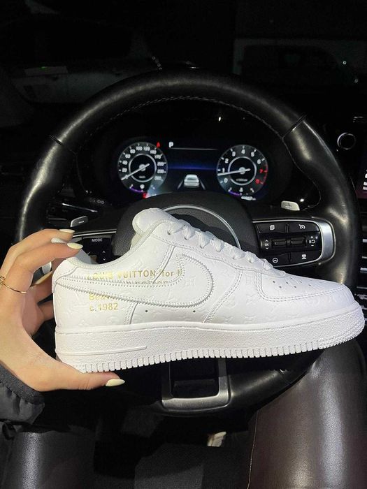 !! Louis Vuitton x Nike Air Force 1 Low 'Triple White' (Размер 39) !!