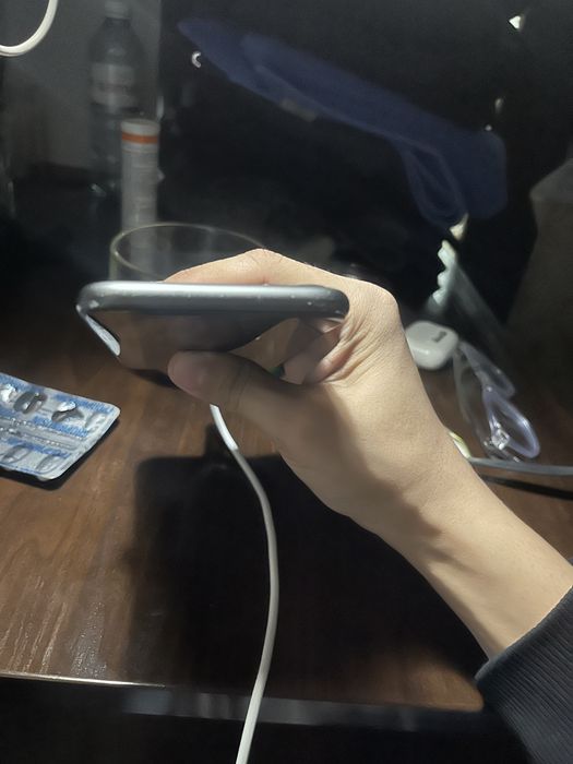 iphone 11 74% акб