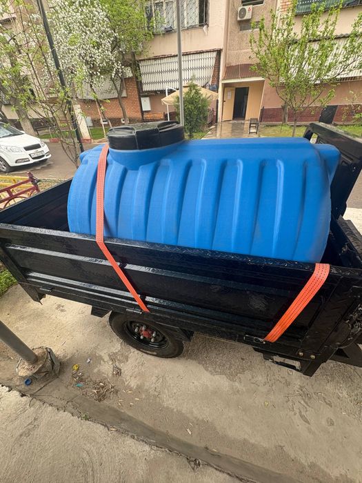 Электро Трицикл грузовой с бочкой для воды
