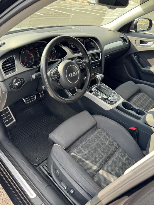 Audi A4 , Euro 5, 2014, Automat 

* 2014

* Euro 5

* 150 CP | 2.0 Die