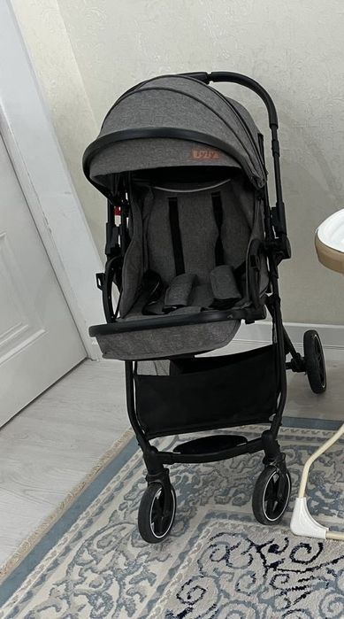 Коляска от фирмы лулу