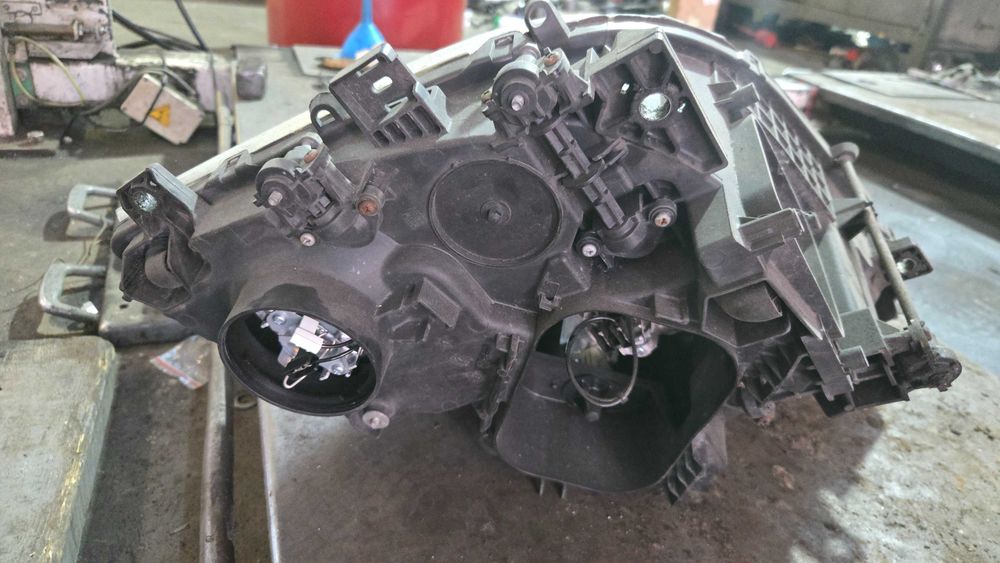 Far Stanga Dreapta Mercedes Actros Mp4