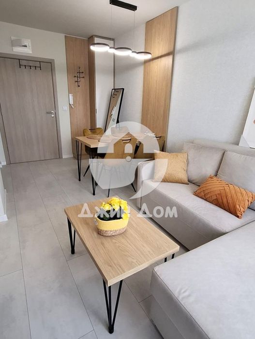 Продава се Двустаен апартамент в к.к. Слънчев бряг - 52 кв.м за 1885 €/кв.м - Снимка #1