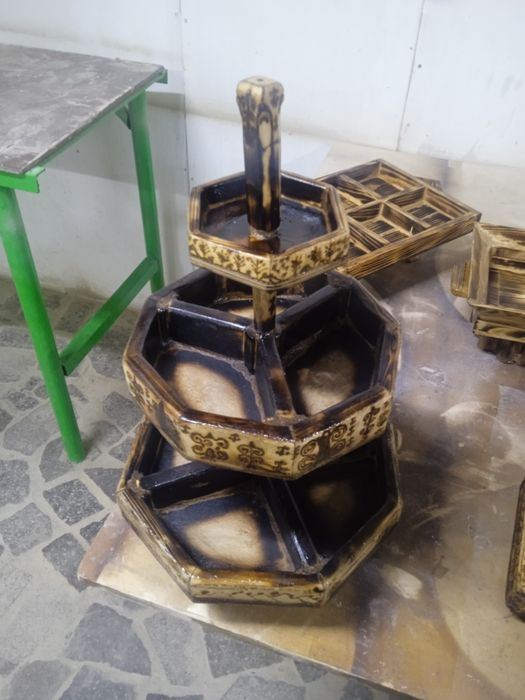 Асуда кара агаш тан жасалган