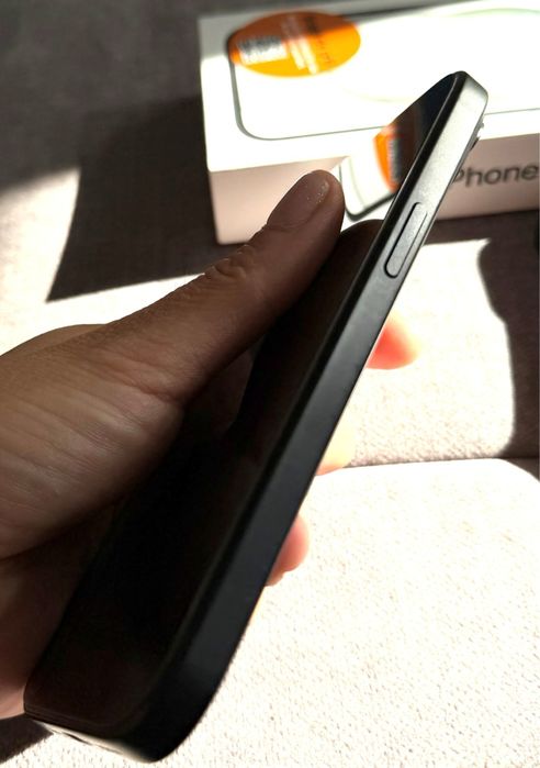 Iphone 15 black 128 GB