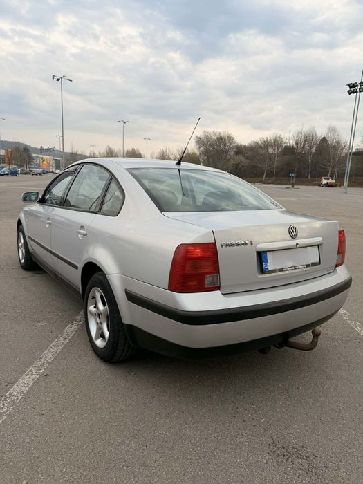 Vând VW Passat B5