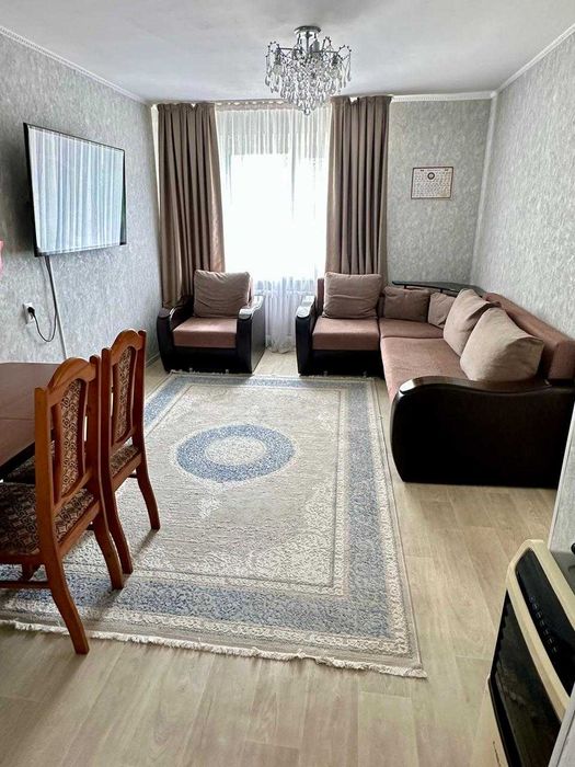 Продается 4 комн кв. Васильковский,4