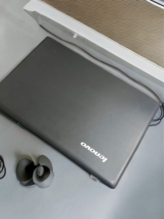 Продам Ноутбук Lenovo