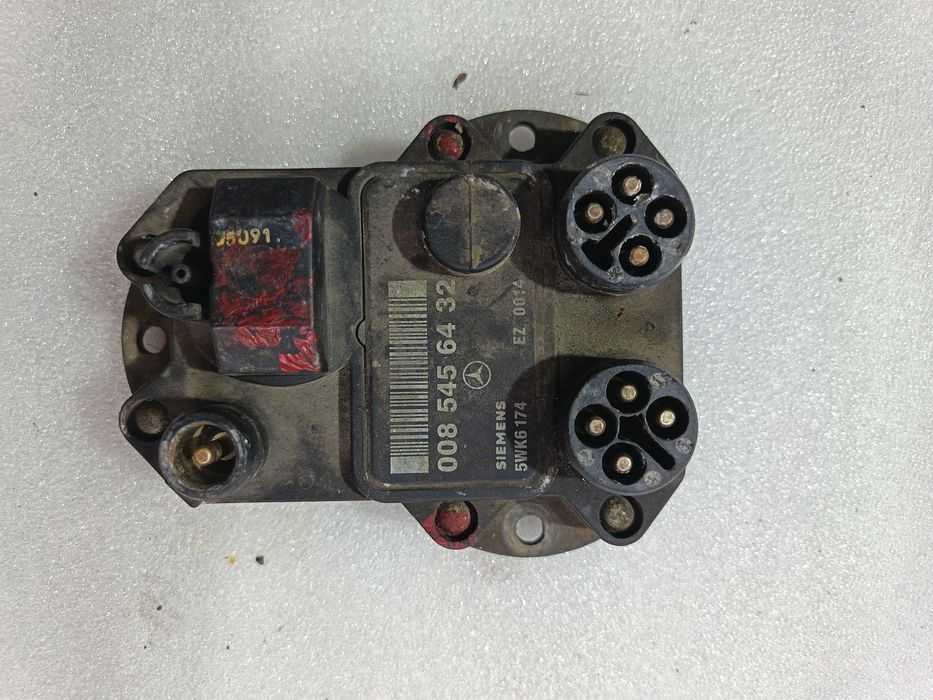 Продам запчасти на мерседес 190 102двигатель