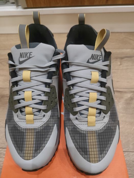 Продавам Nike Air Max 90