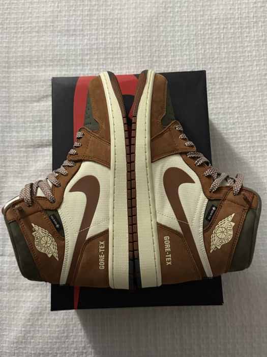 Nike air jordan 1 gore-tex размер 43