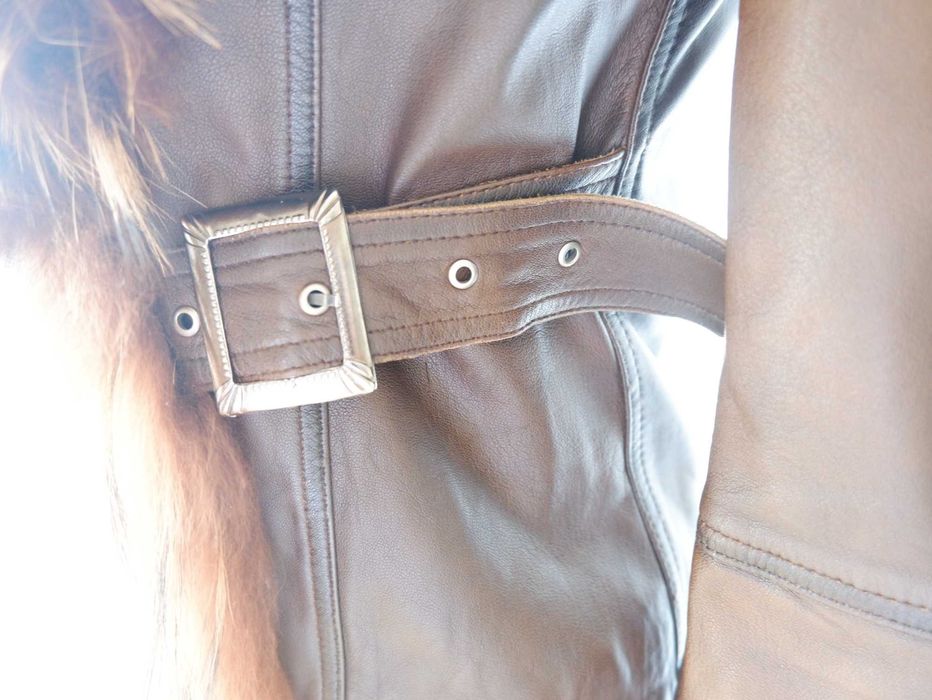 Geaca scurta din piele cu blanita naturala