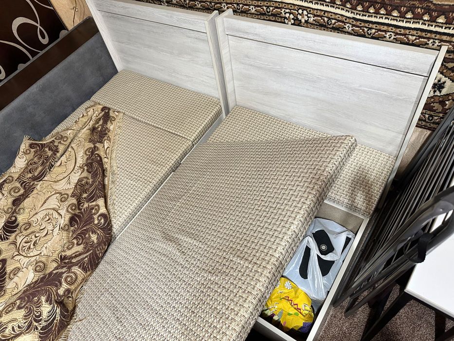Продам две кровати 200х80