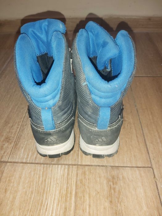 Ботушки адидас за момче