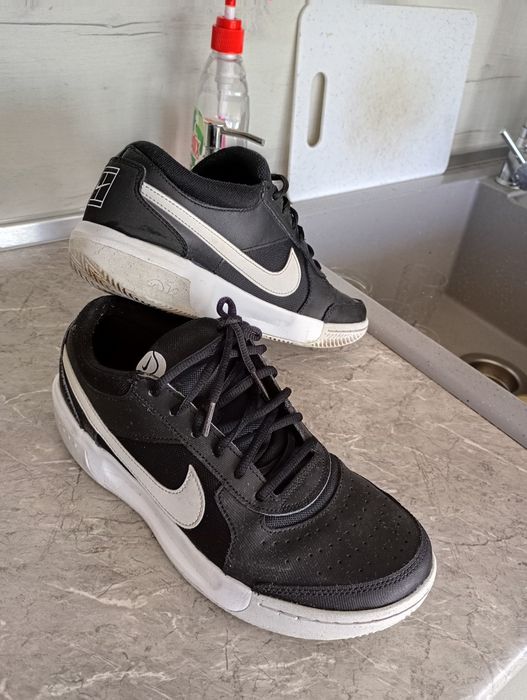 Маратонки Nike без забележки