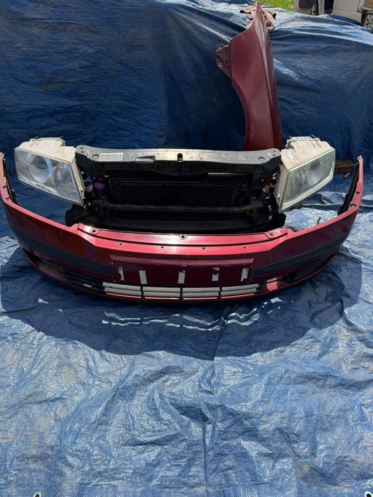 Bara fata capota far triple skoda octavia vrs 2004-2009 capota tragar