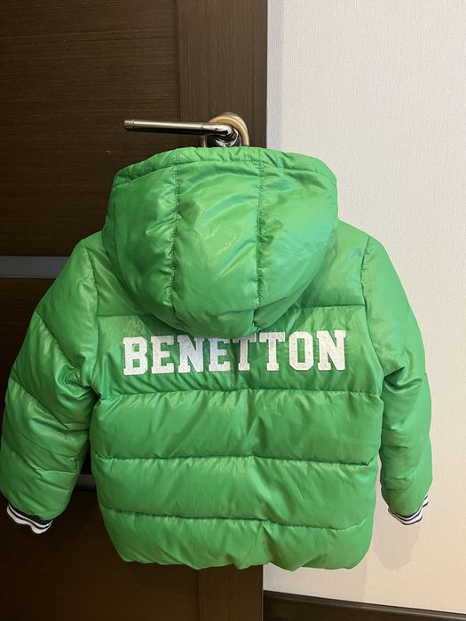 Детская куртка зимняя от benetton
