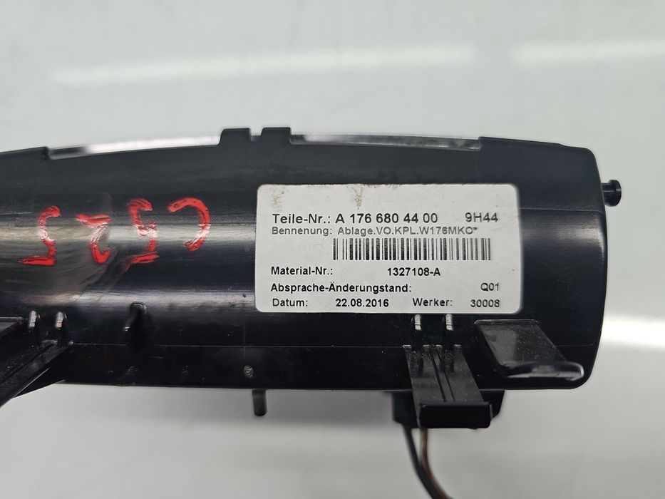Scrumiera Mercedes Clasa A (W177) [Fabr 2019-2024] A1766804400