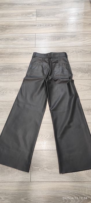 Кожаные штаны S Zara