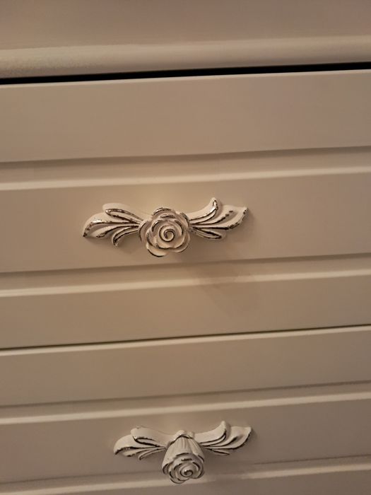 Продам бельевой комод ,дерево . Тумба .