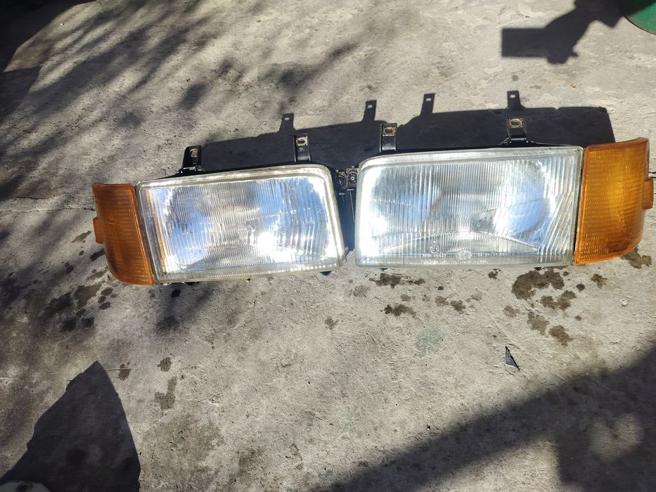 Фары с поворотниками т4