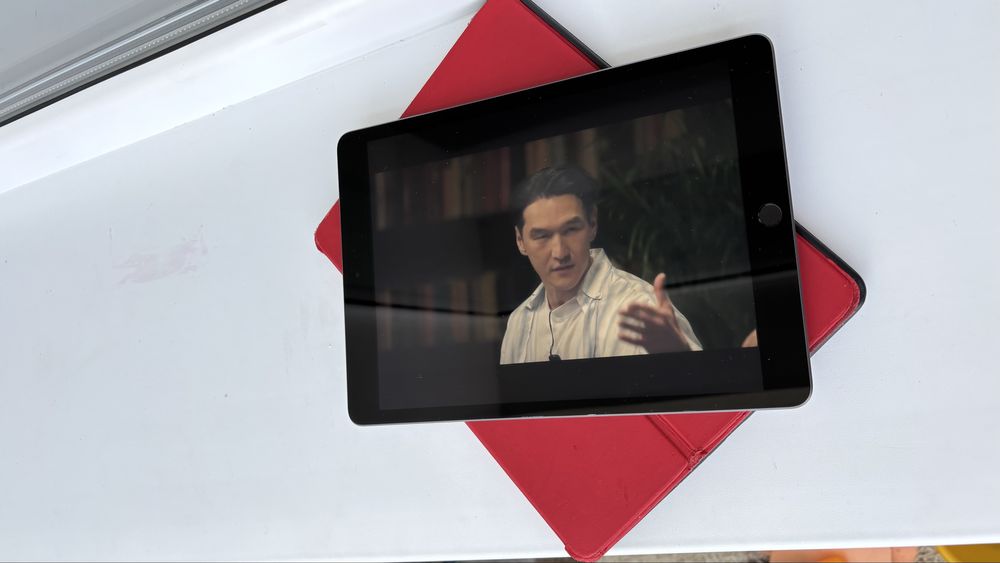 Продам iPad отличное состояние