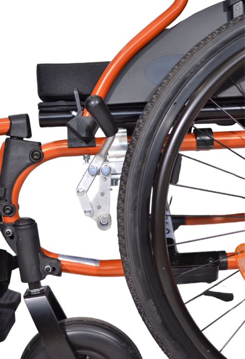 Продам инвалидную коляску