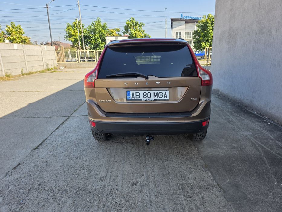 Volvo xc 60 , an 2013/ 2.0  5 cilindrii SERVISAT.Citeste!