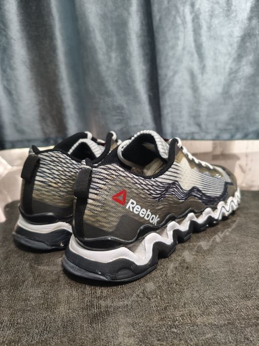 Оригинальные кроссовки Reebok ZigUltra Crush