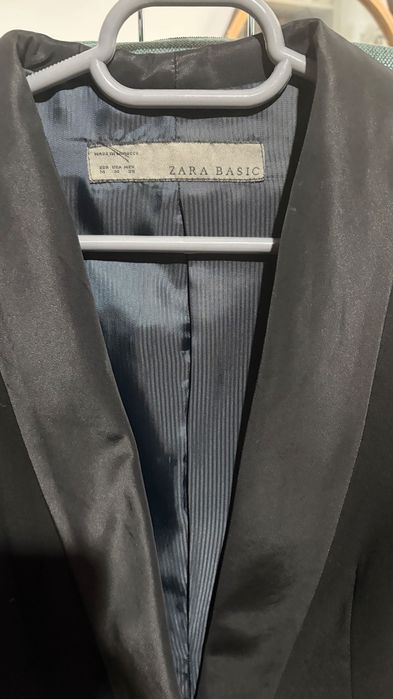 Sacou Zara negru stofă cu guler satinat S