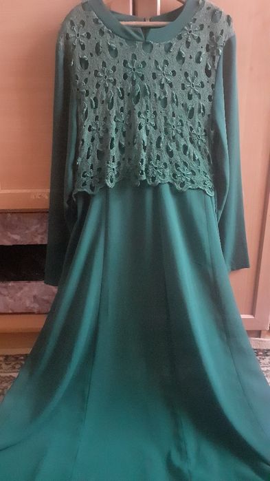 Продам платье 3000