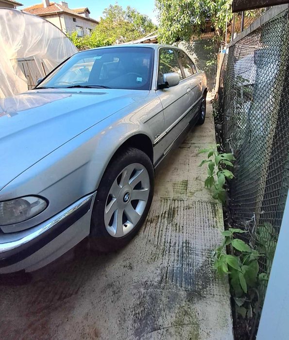 BMW E38 730d на части