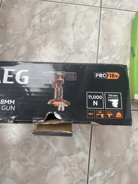 PISTOL de nituri AEG compact de 18V 4,8 MM